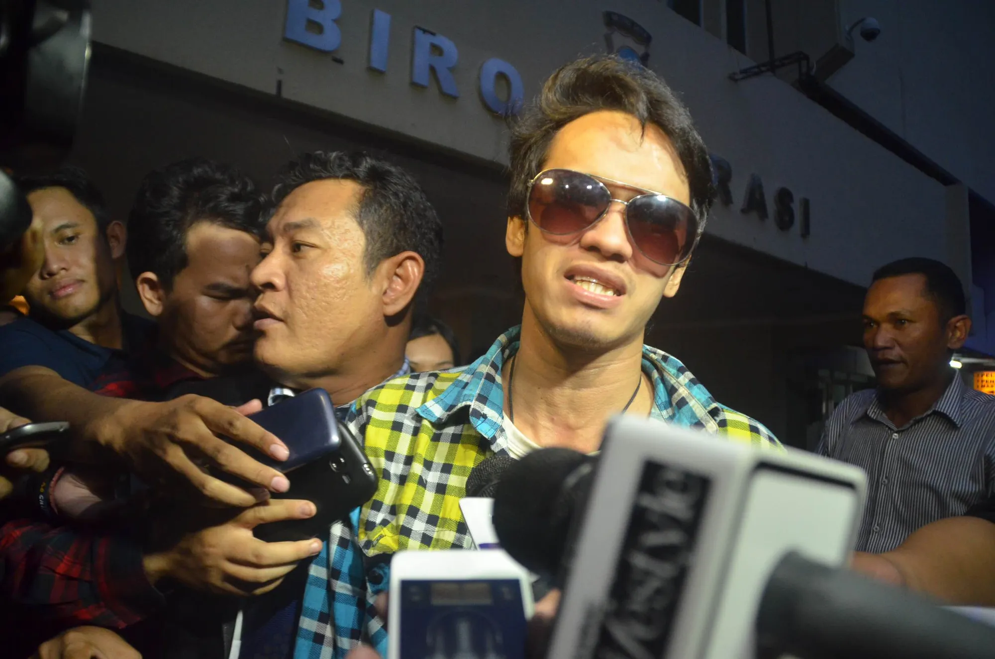 Masih banyak kasus-kasus seperti yang dialami Reza LGBT di luar sana © KapanLagi.com®/Abbas Aditya