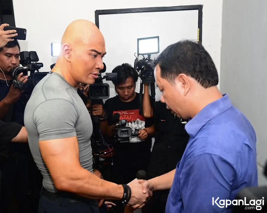 Salah satu haters Deddy yang tertangkap beberapa waktu lalu © KapanLagi.com®/Bambang E Ros