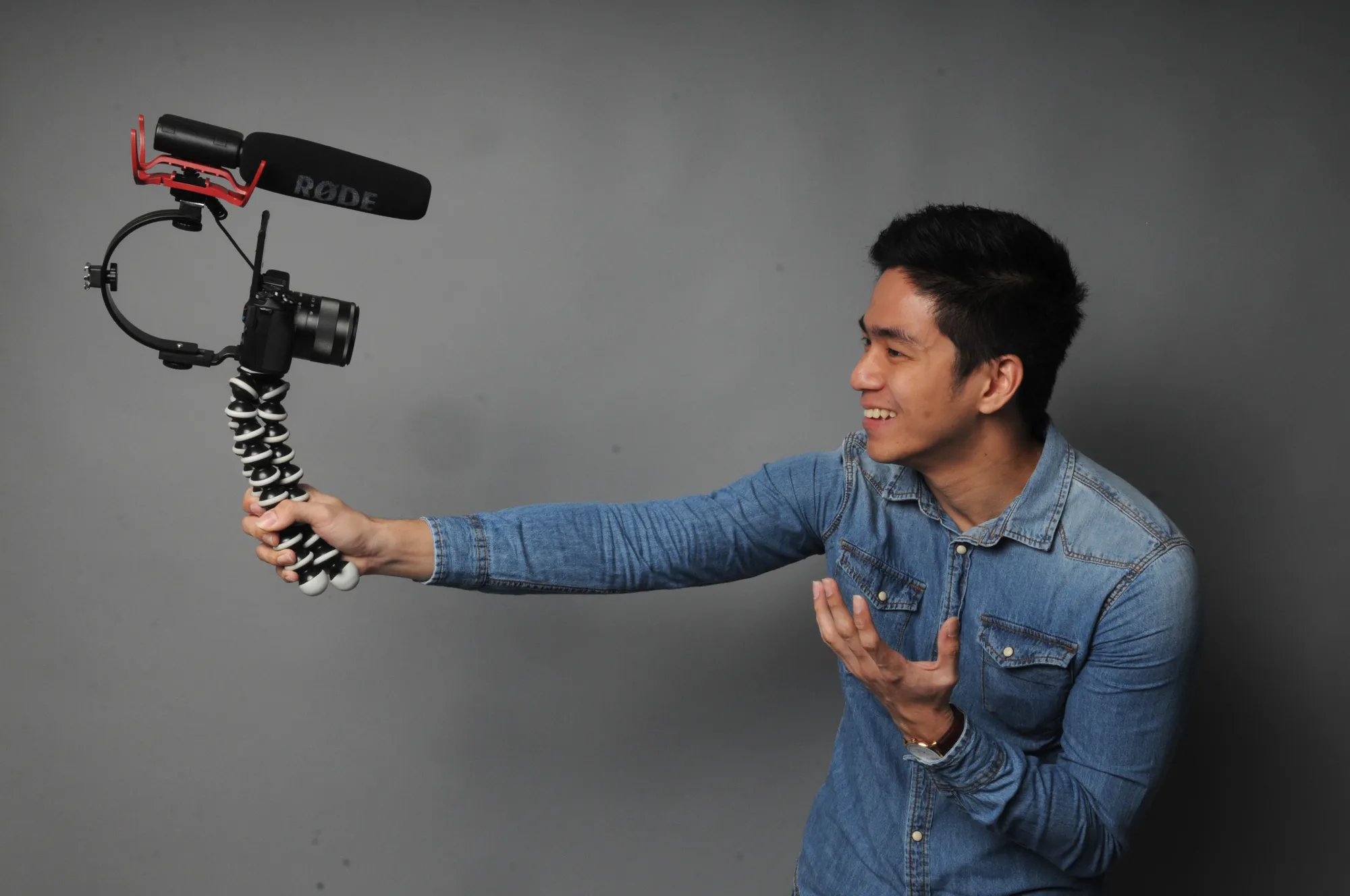 Selain sebagai YouTubers, Kevin Hendrawan juga memandu sejumlah acara televisi sebagai seorang presenter © KapanLagi.com/Bayu Herdianto