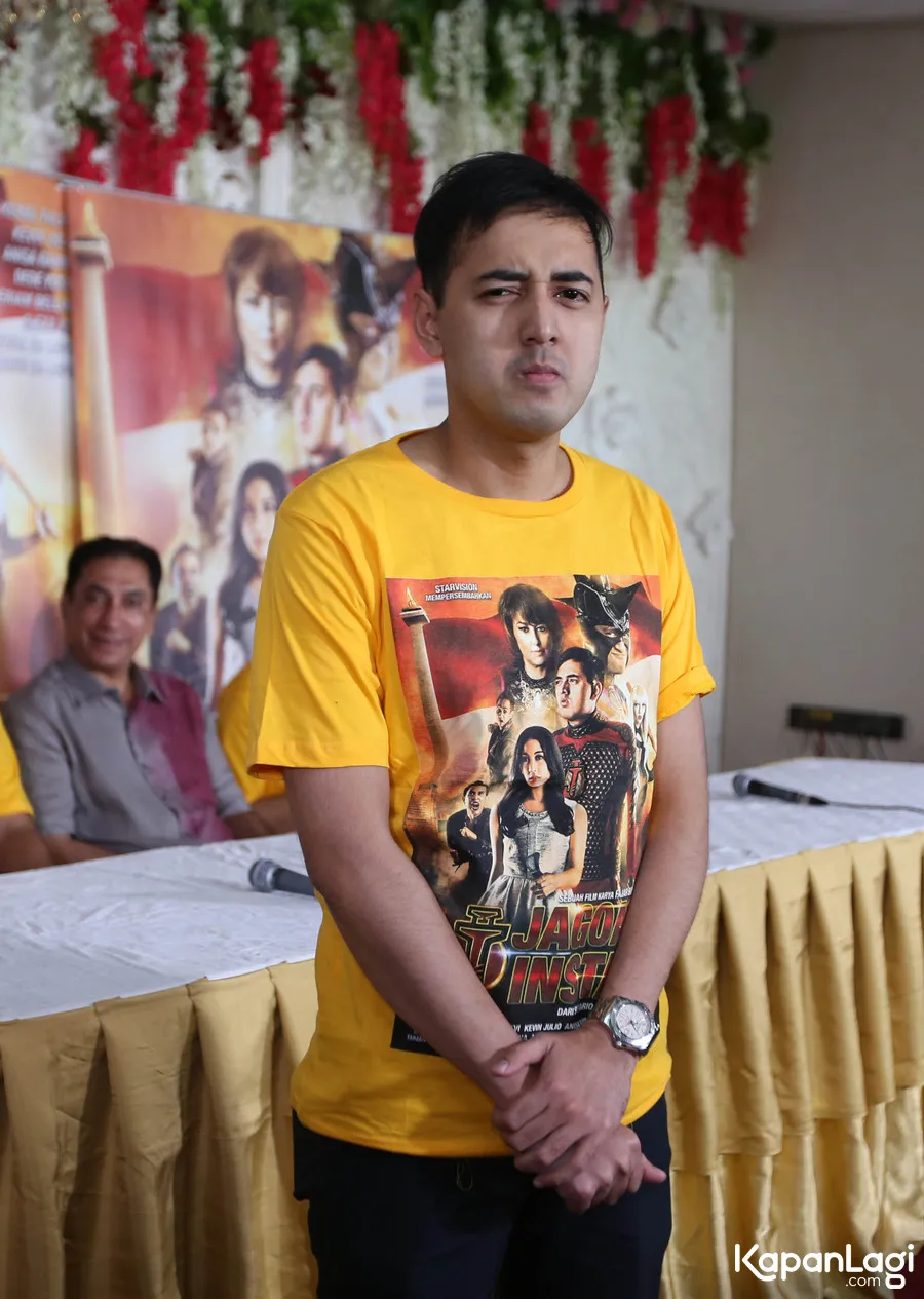 Kemal pakai popok waktu syuting 'JAGOAN INSTAN' © KapanLagi.com®/Budy Santoso