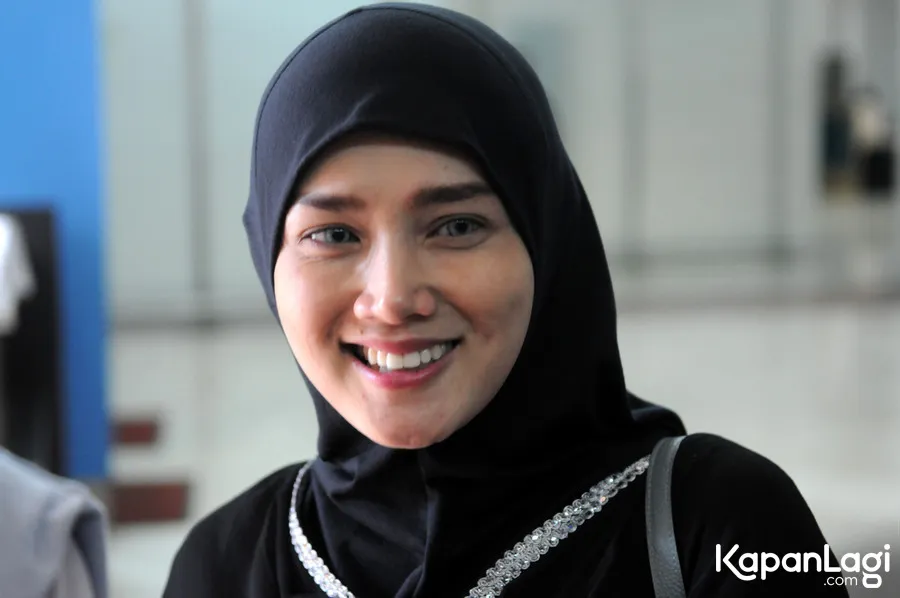 Mulan jalani umrah dengan aman dan sehat © KapanLagi.com®/Bayu Herdianto