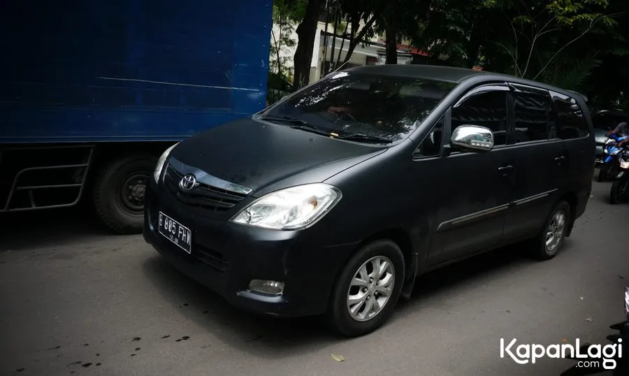 Mobil yang membawa Saipul Jamiell © Kapanlagi.com®/Agus Apriyanto