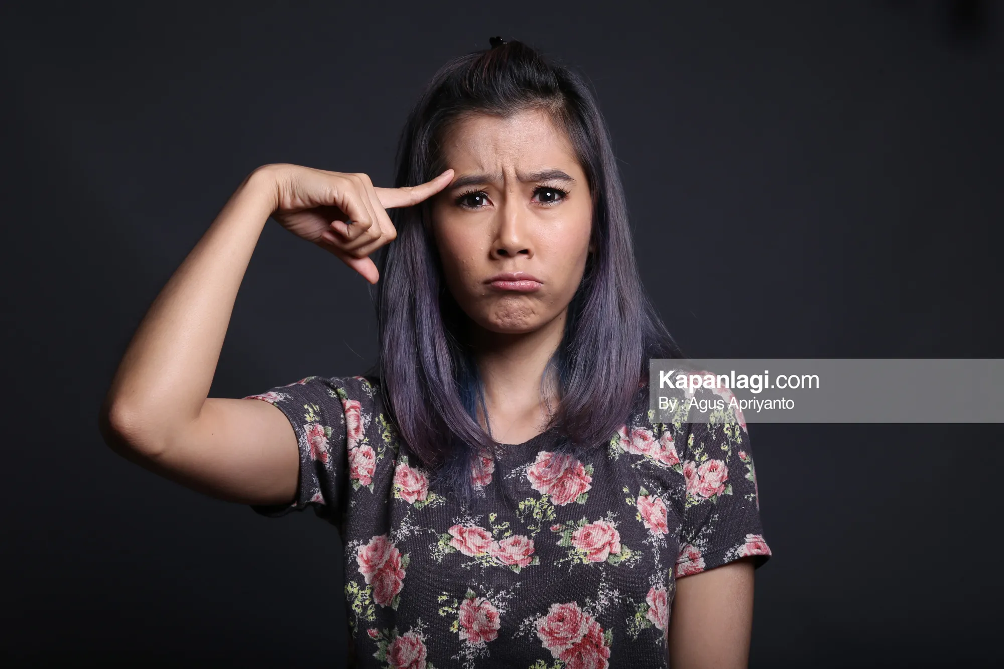 Meski masih nyaman sendiri, bukan berarti Rasti tidak memikirkan nasib cintanya © KapanLagi.com/Agus Apriyanto