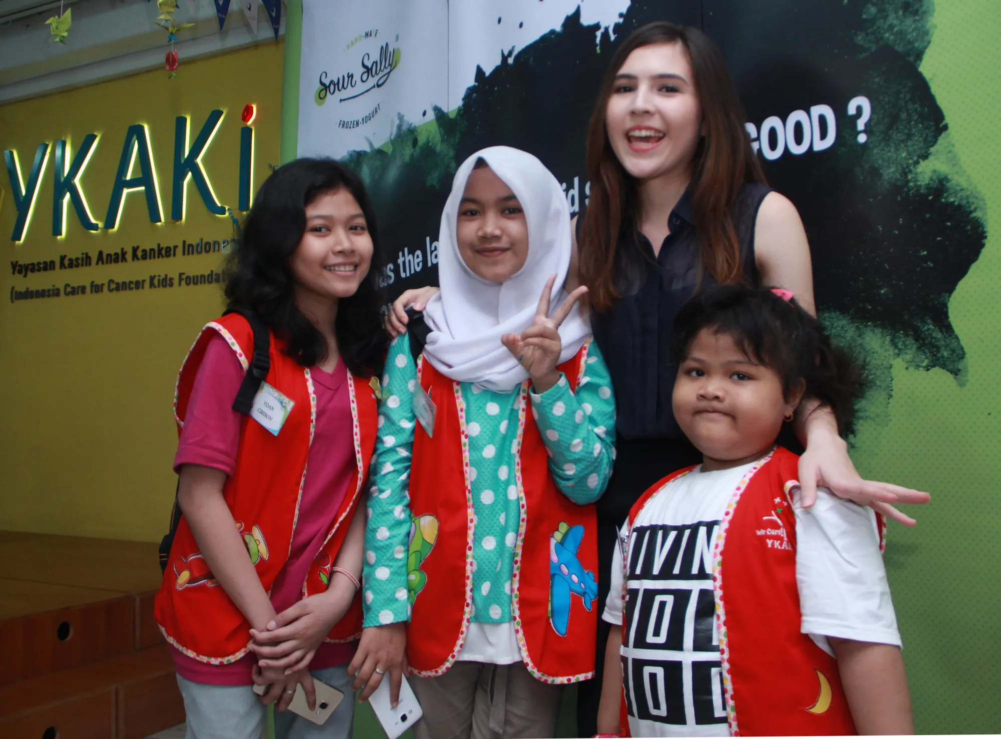 Olivia Jensen lebih banyak bersyukur setelah bertemu dengan anak-anak penderita kanker © KapanLagi.com®/Muhammad Akrom Sukarya