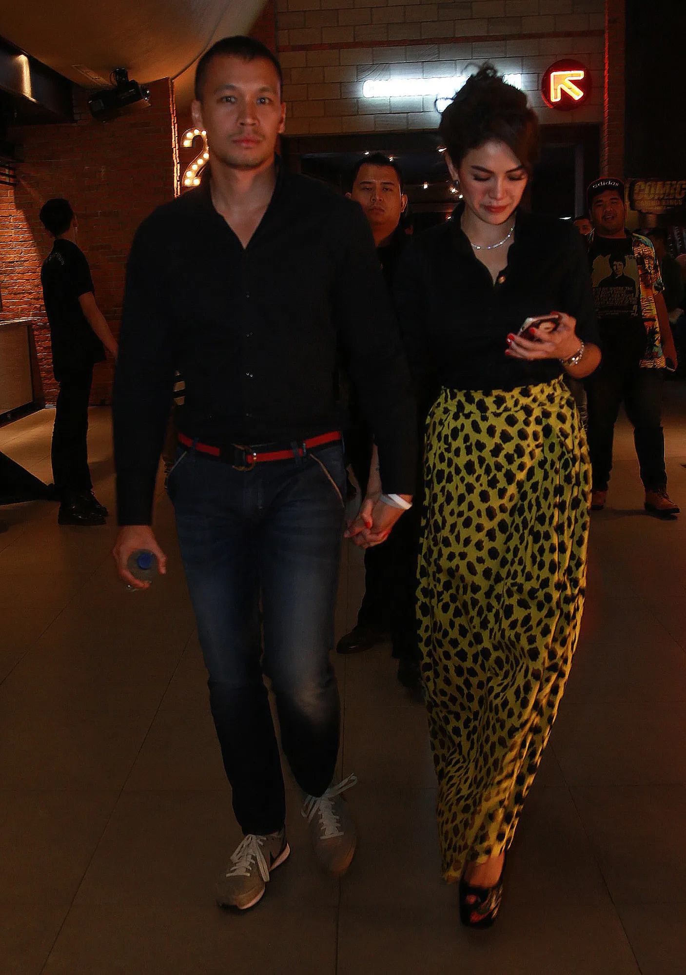 Nikita Mirzani dan Samuel Rizal yang akhirnya mengungkap hubungan ke publik. © KapanLagi.com/Muhammad Akrom Sukarya