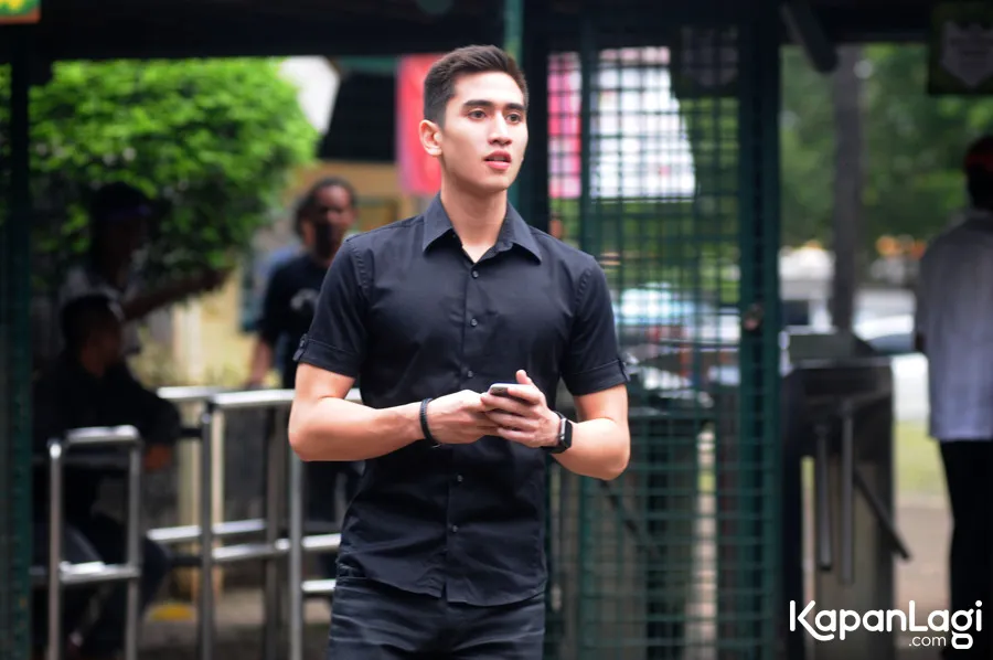 Setelah Nadine, ganti Verrell yang beri klarifikasi © KapanLagi.com®/Bayu Herdianto
