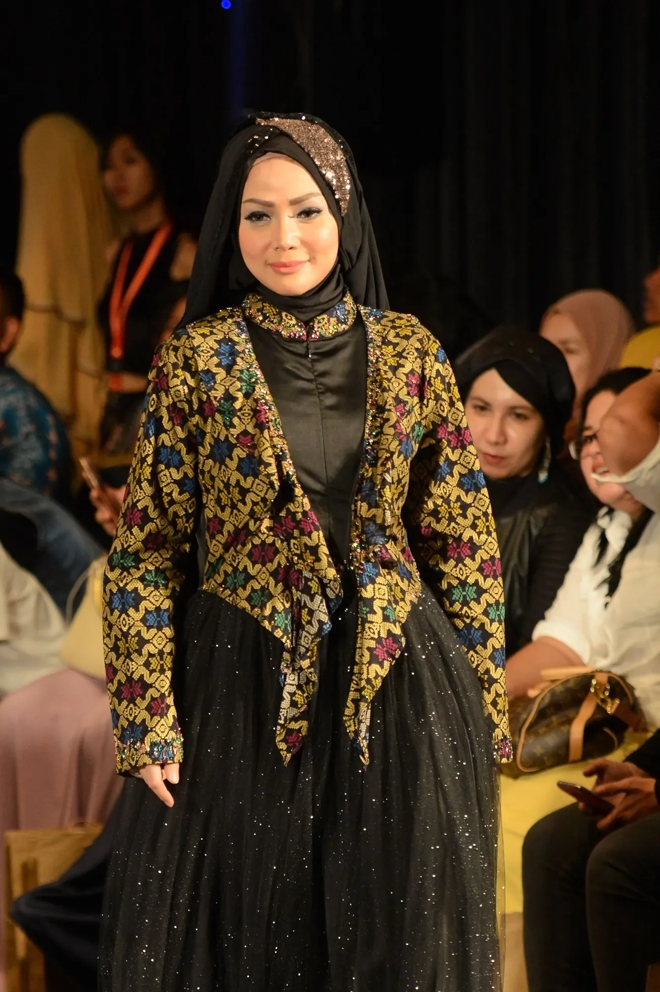 Kristina Iswandari dan keluarga tengah berduka atas kepergian sang Ibunda © KapanLagi.com/Bambang E. Ros