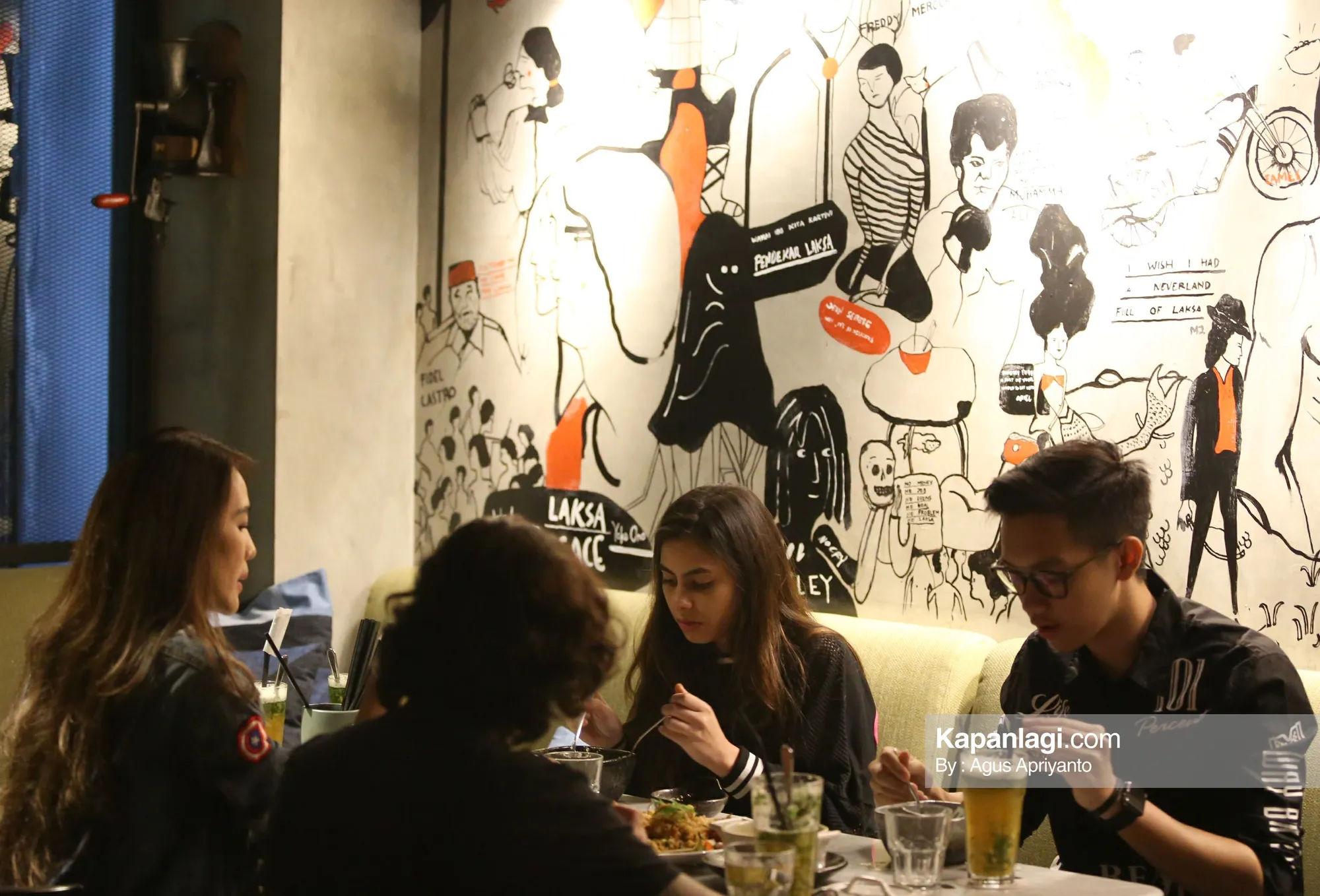 Bersama Ina Indayanti, Jeremy Thomas siap membantu bahkan terlibat di #AnakArtis Season 2 © KapanLagi.com/Agus Apriyanto