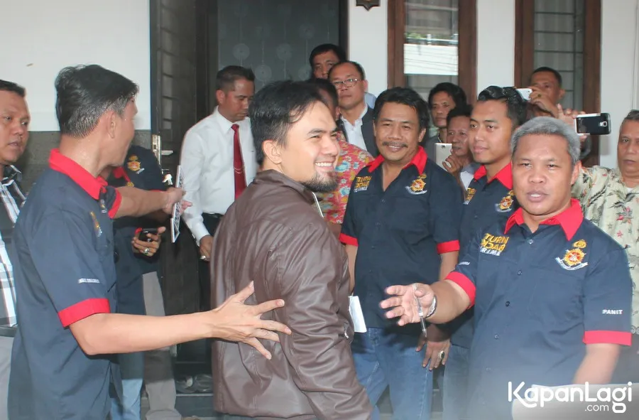 Saipul Jamiell lakukan reka ulang adegan pelecehan seksual di rumahnya © KapanLagi.com®/Agus Apriyanto