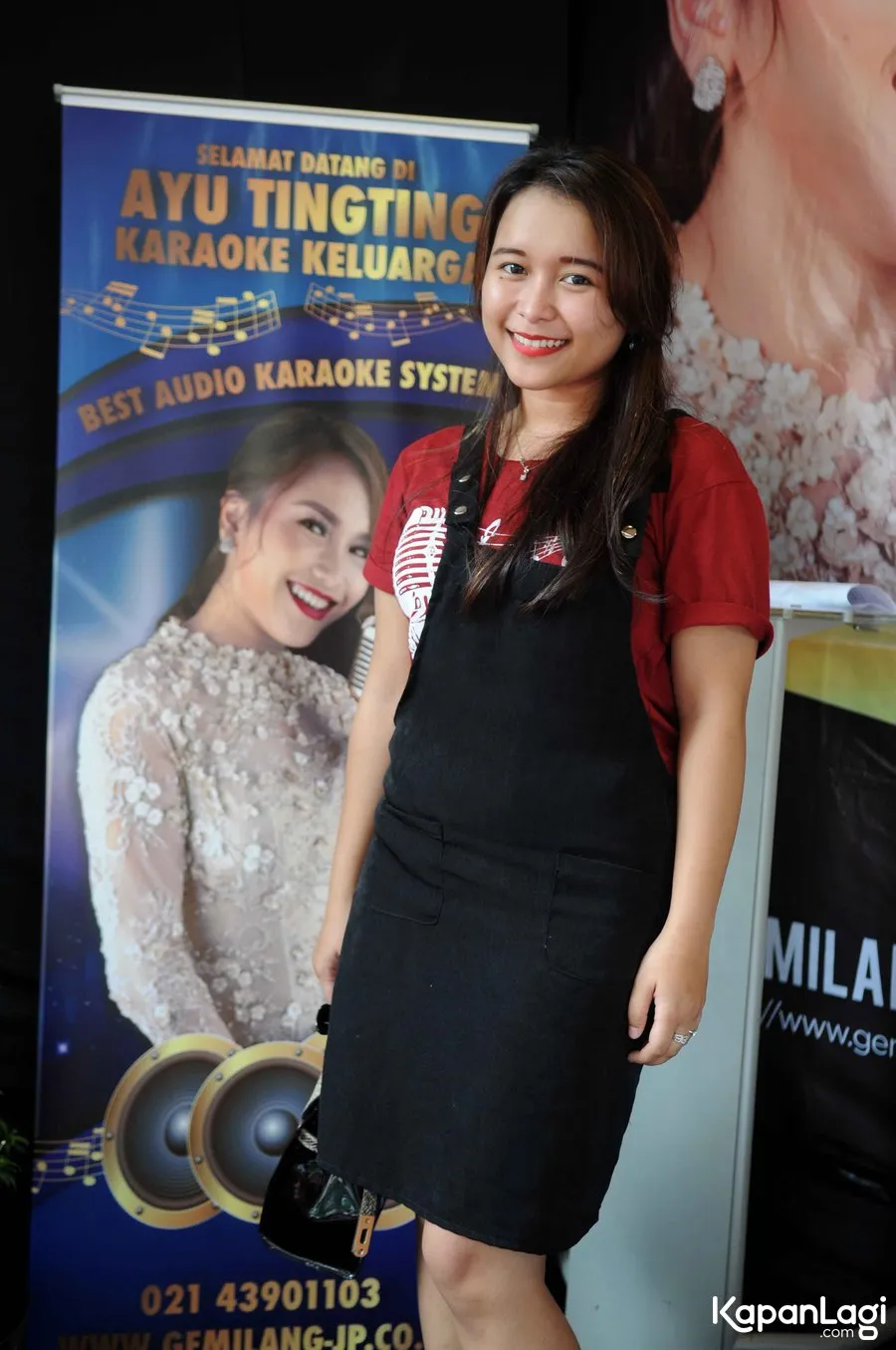 Syifa ungkapkan bahwa kedekatan Ayu Ting Ting dan Nadish hanyalah sebatas pekerjaan © KapanLagi.com®/Bayu Herdianto