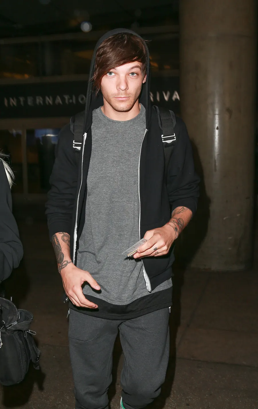 Liburan Louis bersama Freddie dan Danielle menyulut emosi Briana Jungwirth © FameFlynet