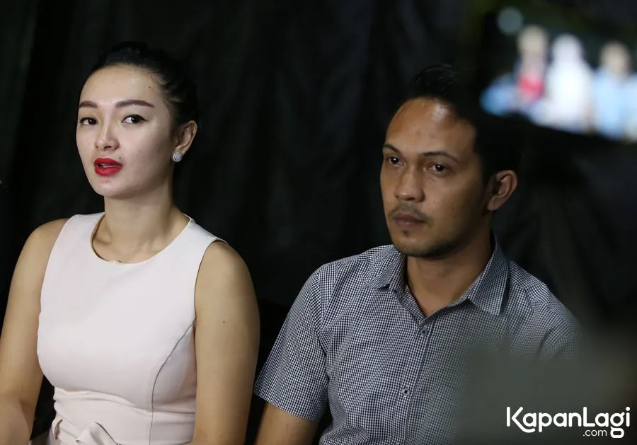 Zaskia Gotik dapat dukungan sang pacar, Arief Fitriansah © KapanLagi.com®/Agus Apriyanto