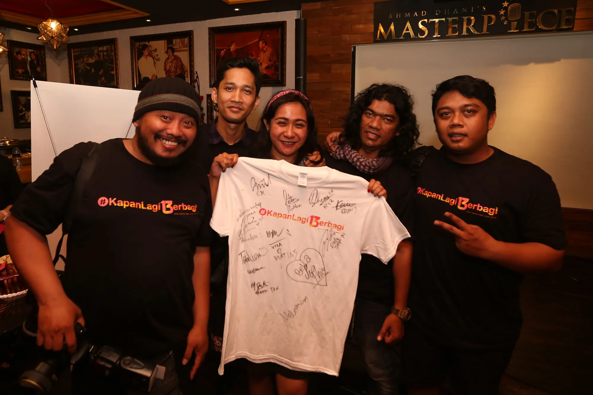Salah satu potret ulang tahun sederhana KapanLagi.com®, berbagi keseruan dan kebahagiaan bersama para artis dan pihak lainnya © KapanLagi.com/Budy Santoso