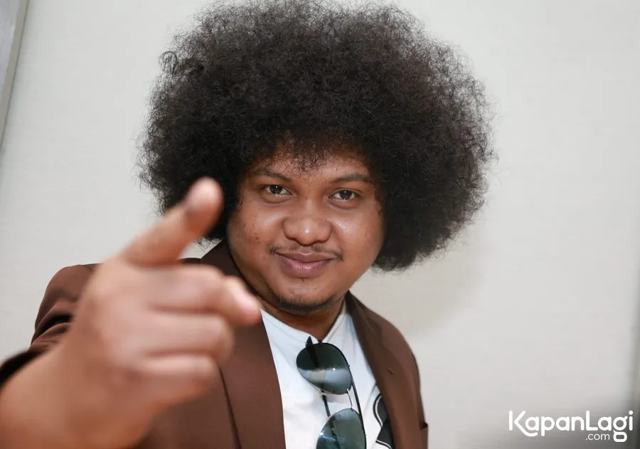 Babe Cabita mengaku digoda banci Filipina saat mencari jajanan malam usai break syuting film 'TRINITY: THE NEKAD TRAVELER' © KapanLagi.com/Agus Apriyanto