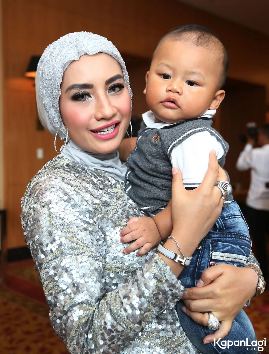 Kehadiran Arka segarkan hidup Shinta © KapanLagi.com®/Budy Santoso