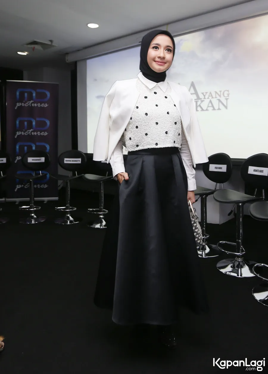 Sebelum berhijab, Bella memilih film yang akan dimainkannya hanya dengan membaca sinopsis dan dealing harga saja © Kapanlagi.com®/Budy Santoso
