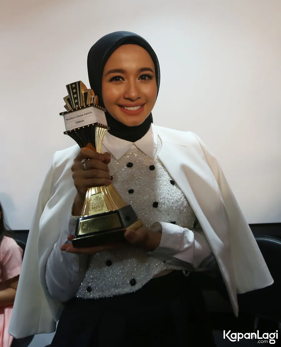 Hijab ternyata mempermudah Bella saat bermain film © KapanLagi.com®/Budy Santoso