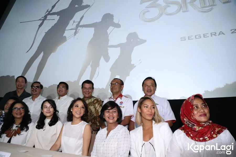 Ahok mengajak anak-anak sekolah untuk nonton bareng 3 SRIKANDI, film yang dibintangi Tara Basro, BUnga Citra Lestari, dan Chelsea Islan. ©KapanLagi.com/Agus Apriyanto