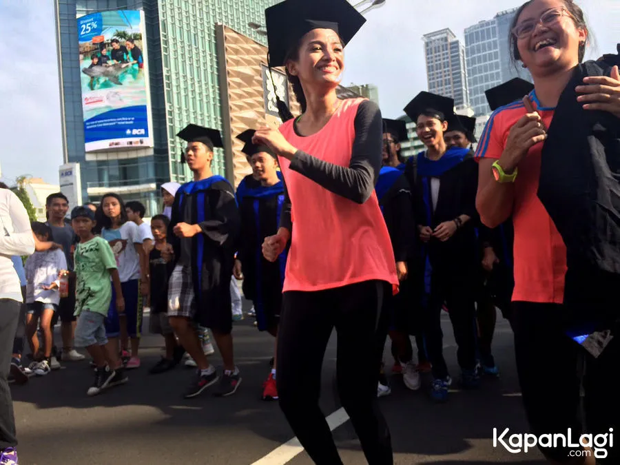 Acha saat promosi film terbaru-nya di CFD Sudirman, Minggu (24/4) © KapanLagi.com®/Hendra Gunawan