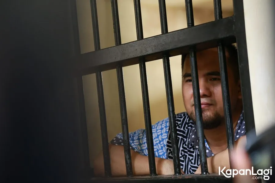 Bang Ipul kecewa berat dengan tahanan polsek © KapanLagi.com®/Agus Apriyanto