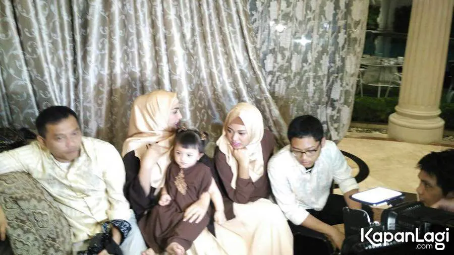 Anang Hermansyah akan memberikan restu untuk Aurel menikah muda asalkan ia mengenakan hijab terlebih dahulu © KapanLagi.com®/Abbas Adi Nugroho