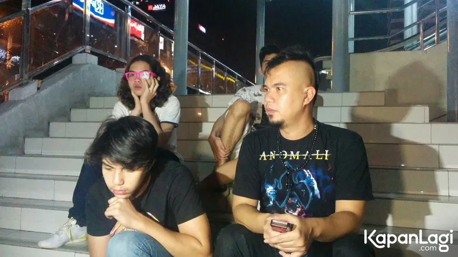 Dhani bercerita bahwa momen sweet seventeennya dulu dirayakan dengan sederhana © KapanLagi.com