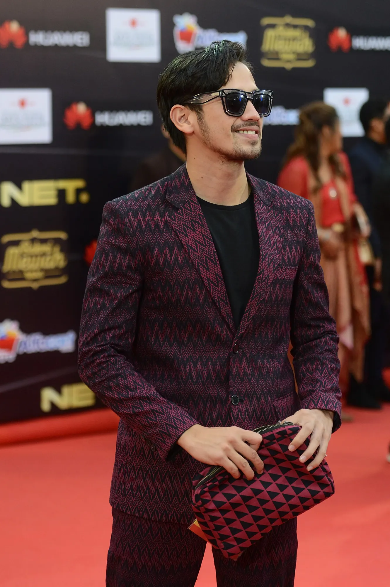 Tak tahu apa alasannya, Tarra Budiman tetap dukung keputusan Chand Kelvin keluar dari manajemen Mak Vera © KapanLagi.com/Bambang E. Ros