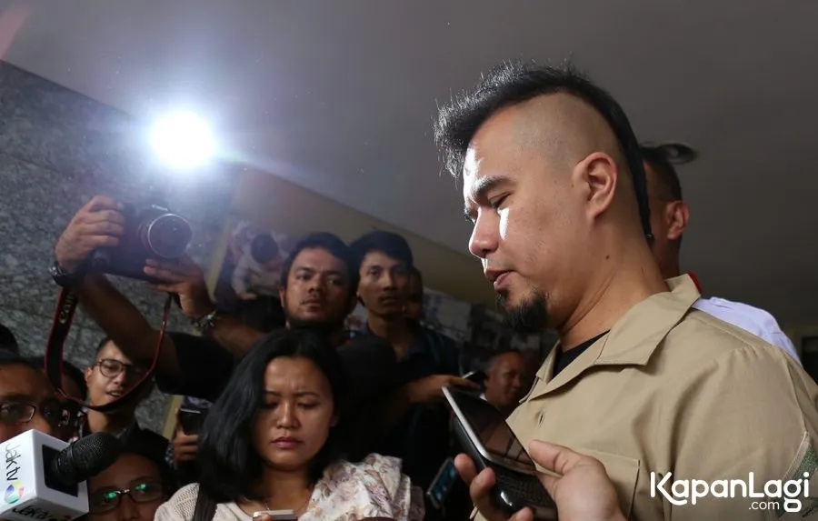 Dhani bakal ajak Dul untuk berpolitik © KapanLagi.com®/Agus Apriyanto