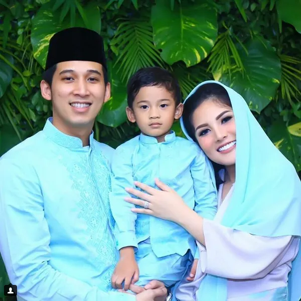 Hamil kedua, Nindy Ayunda mulai kurangi jam untuk manggung © instagram.com/nindyparasadyharsono