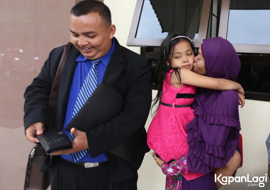 Jacky mengaku bahwa sang suami sudah tak pernah memperhatikan kedua anaknya © KapanLagi.com/Budy Santoso