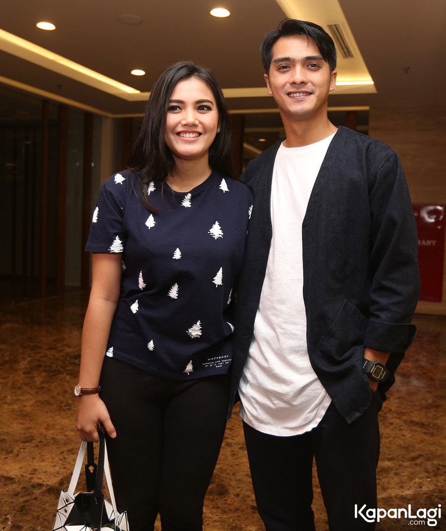 Inilah Tradisi Lebaran Seru Herfiza & Ricky Harun Bareng 