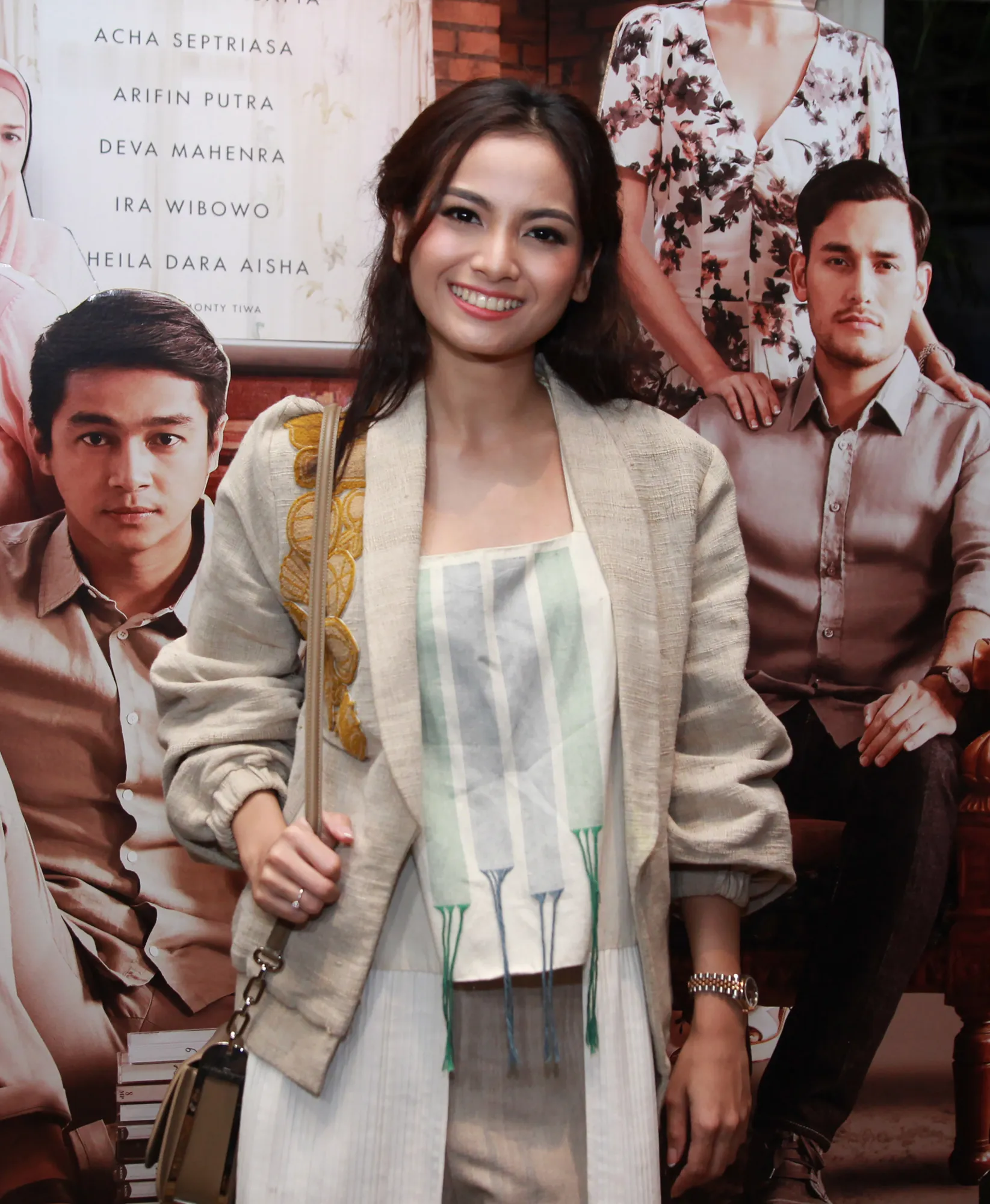 Acha Septriasa dalam launching film SABTU BERSAMA BAPAK. © KapanLagi.com/Muhammad Akrom Sukarya