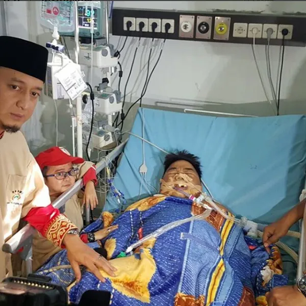 Daus Mini berduka atas kepergian Hendrik Ceper ©istimewa
