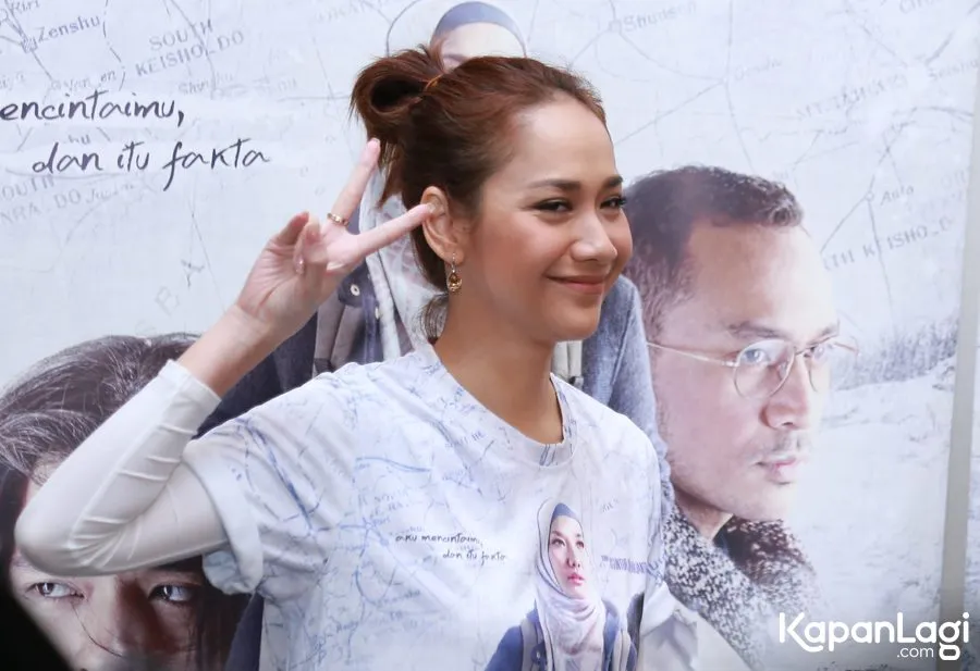 Bintangi beberapa judul film di tahun 2016, BCL harus kehilangan waktu liburan © KapanLagi.com/Agus Apriyanto