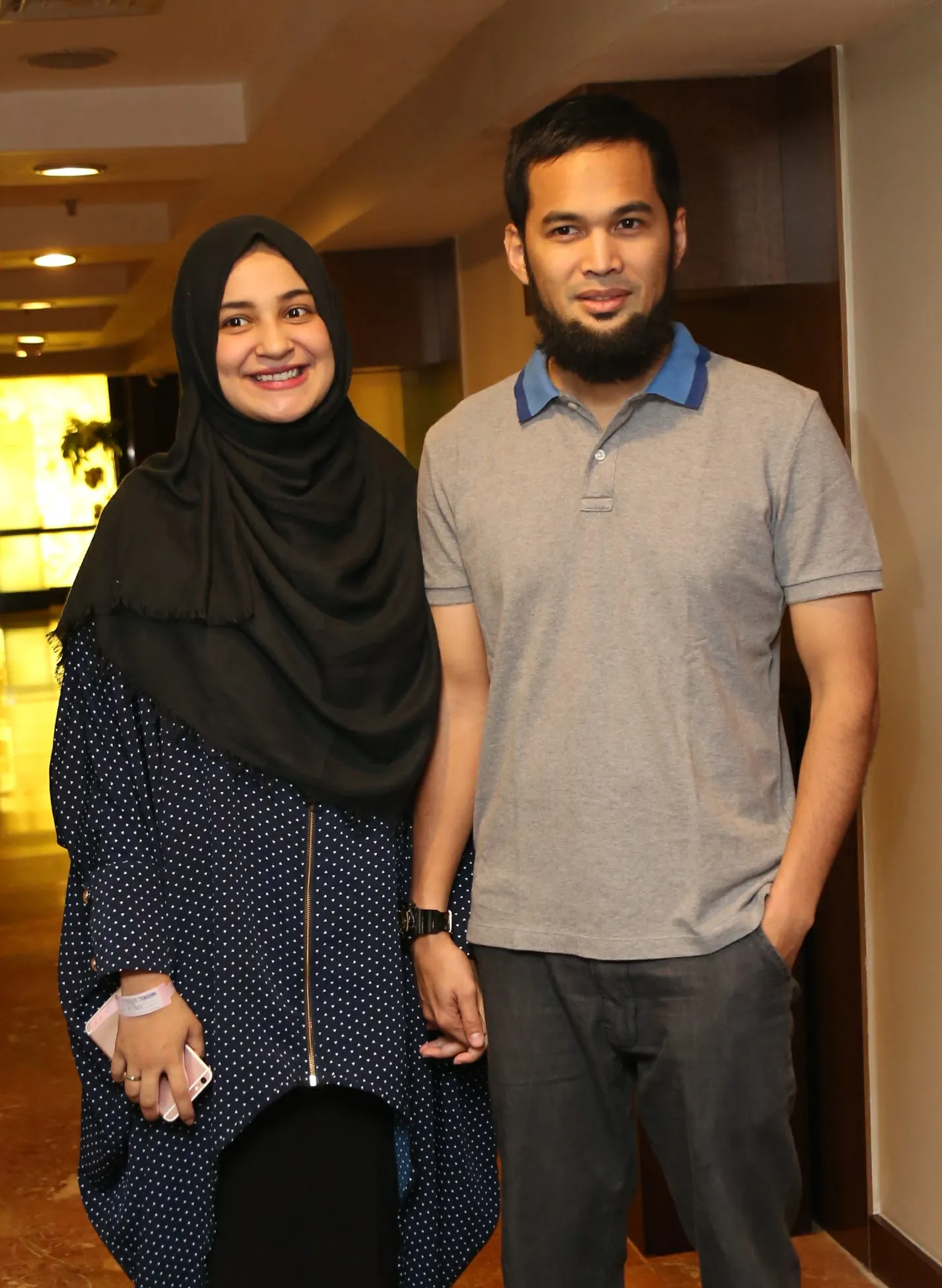 Shireen dan Wisnu semakin mesra dari waktu ke waktu © KapanLagi.com®/Agus Apriyanto