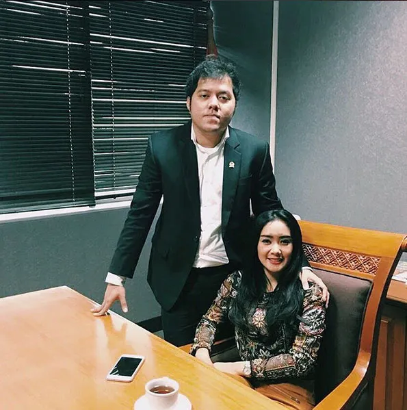Cita Citata balikan dengan Amri Tuasikal © Instagram.com/cita_citata