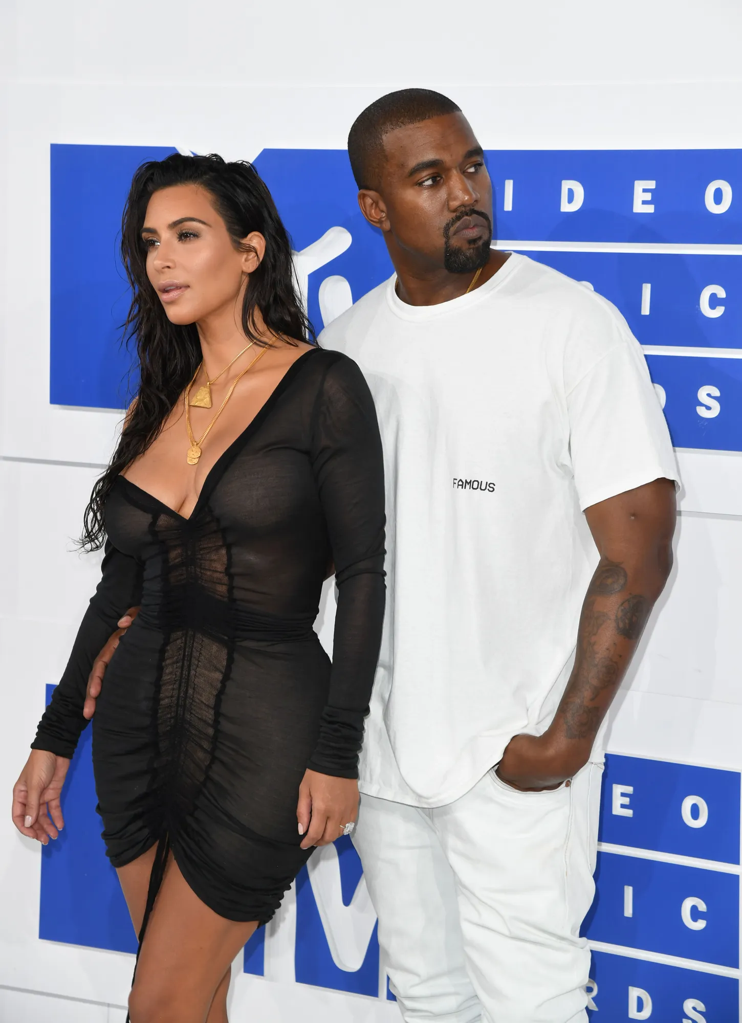 Kim Kardashian, sering tampil dengan busana terbuka © AFP