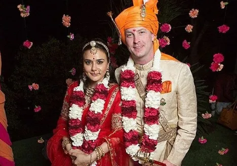Preity kembali ke dunia film karena didorong Gene Goodenough ©instagram/bollywood_fanclub1