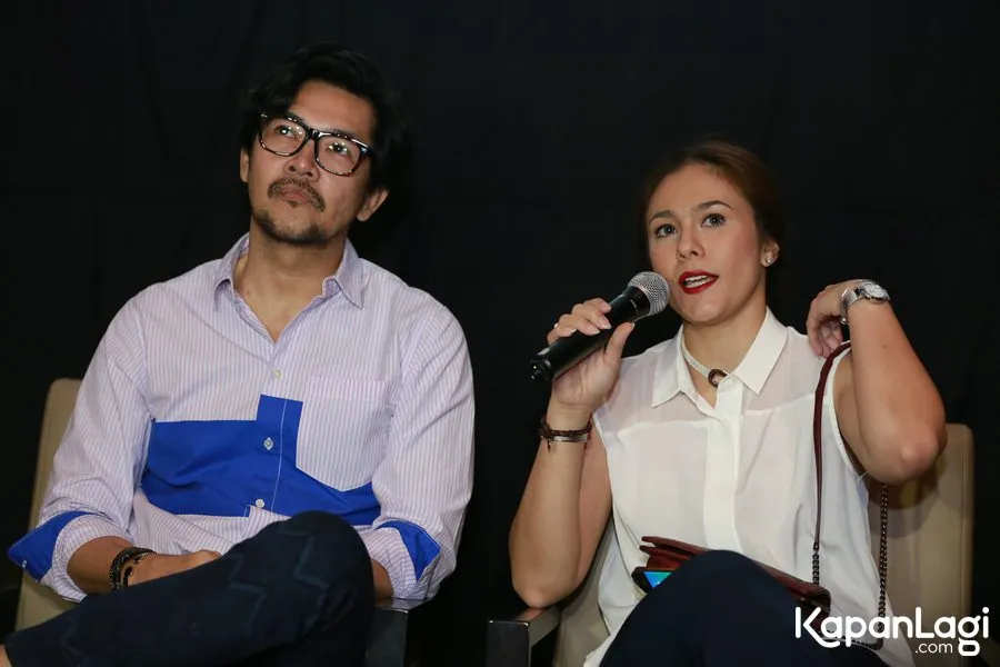 Ferr Salim dan Wulan Guritno, duo artis yang hadir di hajatan Balinale © KapanLagi.com®/Agus Apriyanto