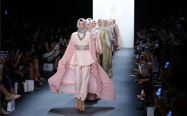 Karya Anniesa di NYFW ©instagram/anniesahasibuan