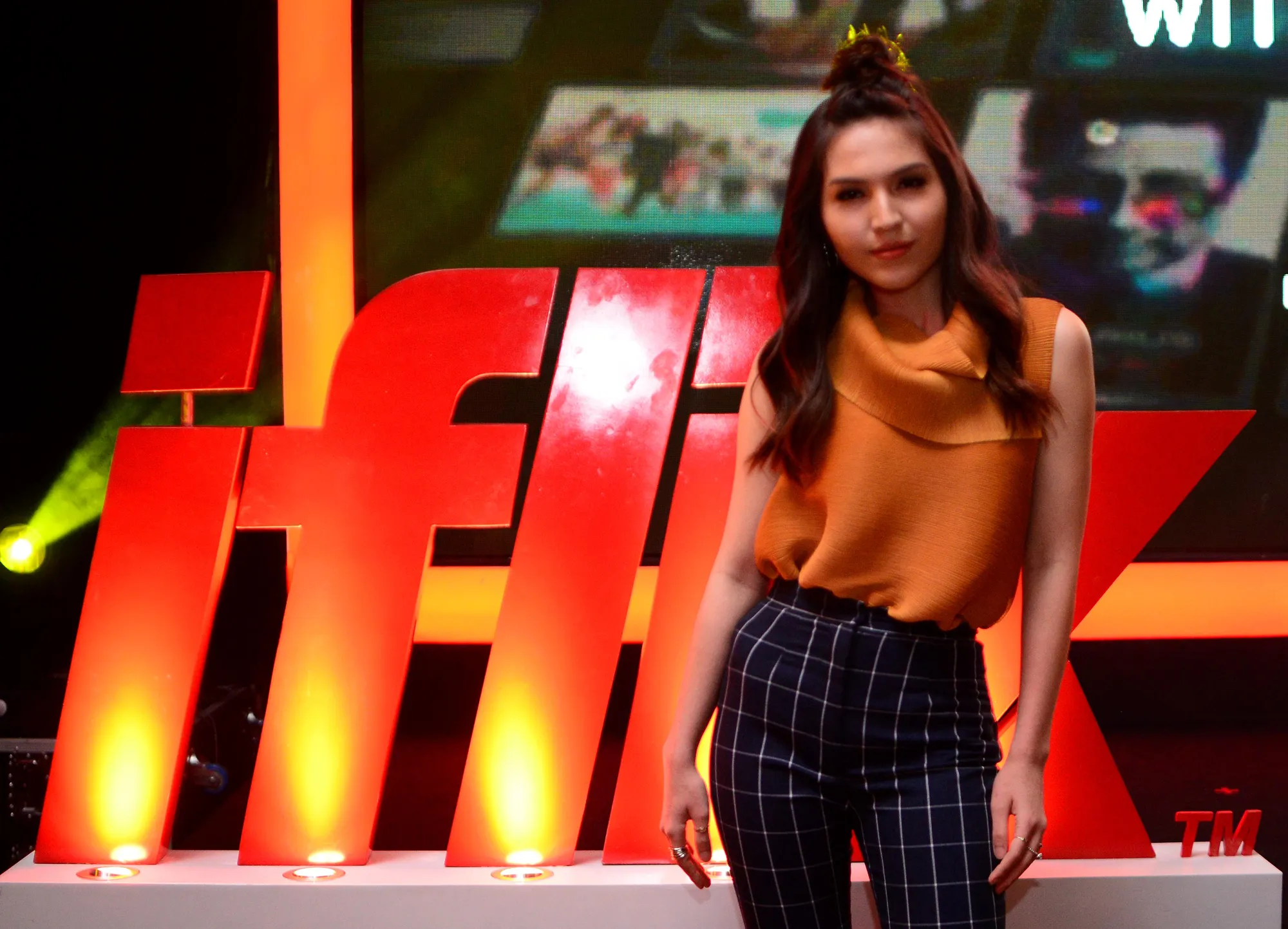 Walau sudah resmi menjadi suami - istri, Olivia Jensen dan suami masih menikmati momen seperti saat masih berpacaran © KapanLagi.com/Bayu Herdianto