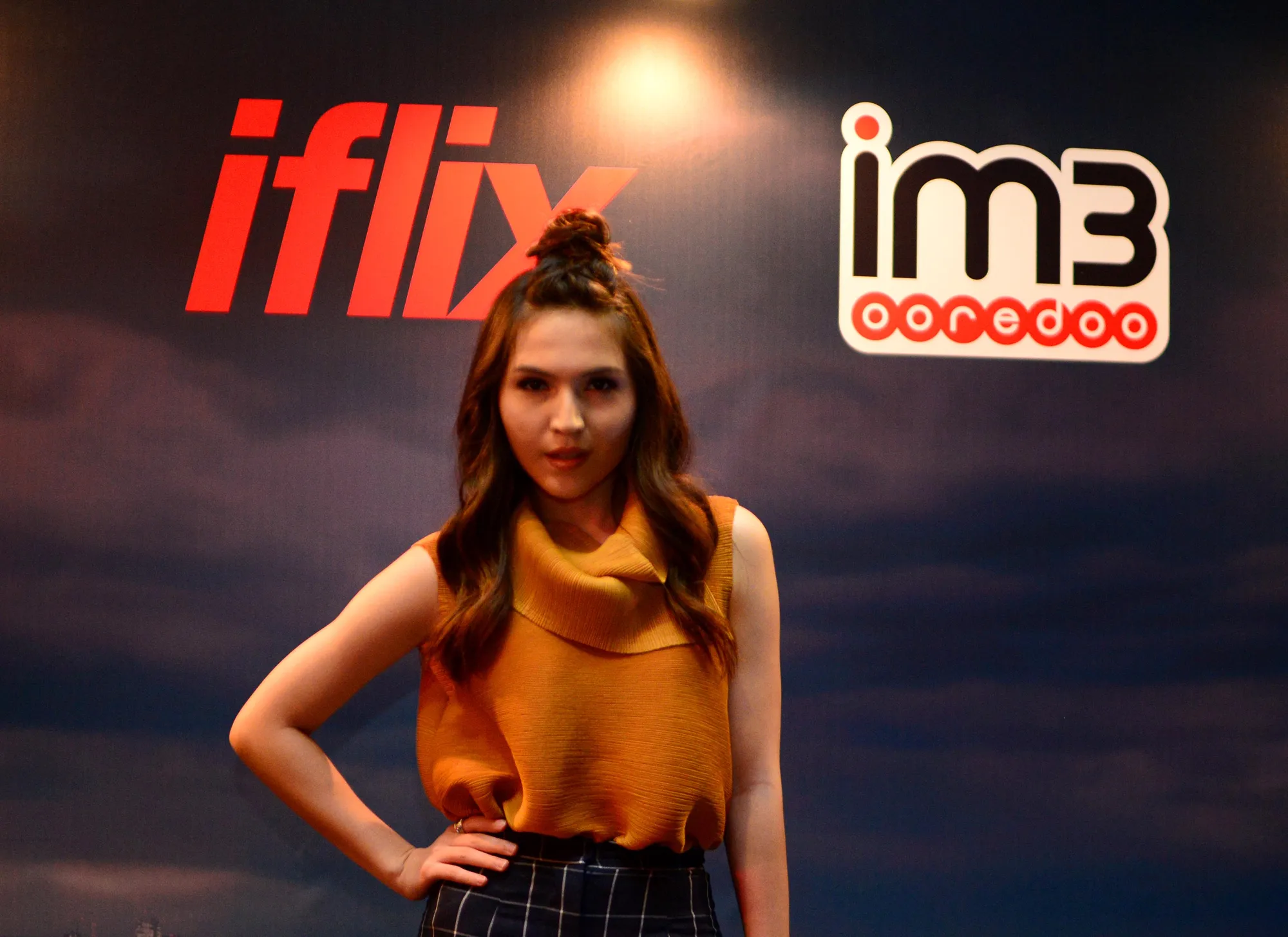 Bahkan, ia sering menghabiskan waktu bersama sang suami untuk sekedar menonton film bersama © KapanLagi.com/Bayu Herdianto