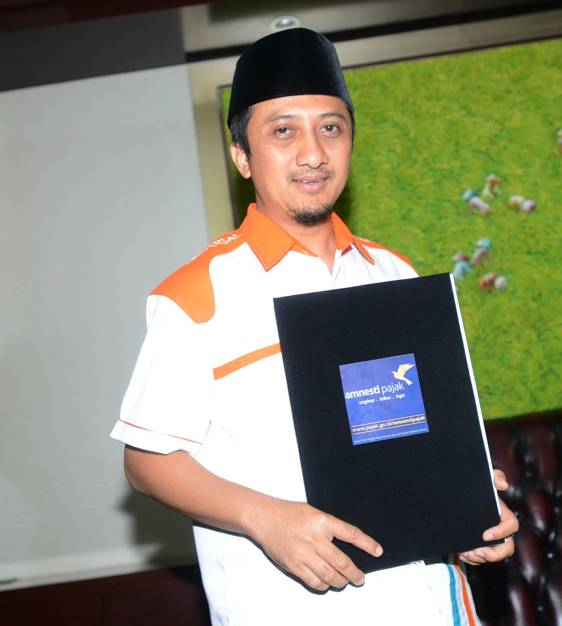 Yusuf Mansur ingin masyarakatmelihat bagaimana semangatnya membayar pajak © KapanLagi.com®/Muhammad Akrom Sukarya