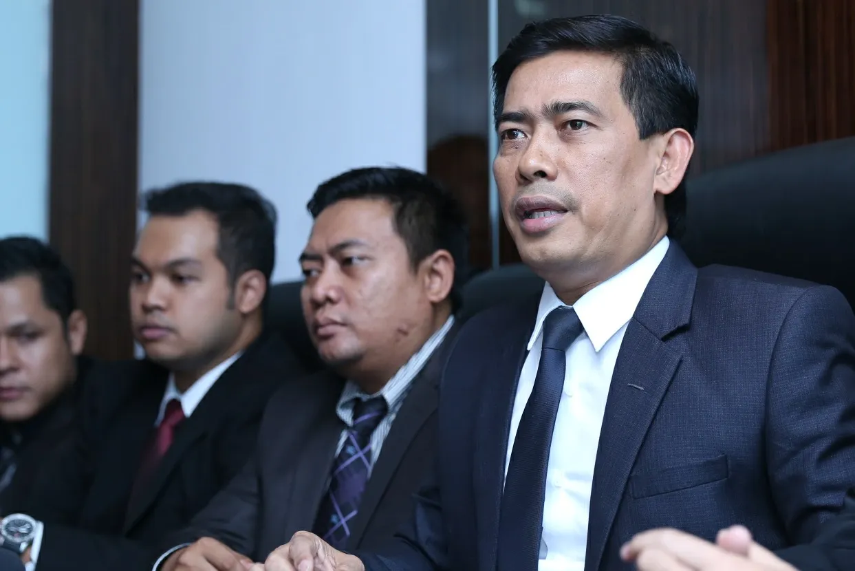 Kuasa hukum Aa Gatot kritik langkah yang dilakukan Reza Artamevia © KapanLagi.com®/Agus Apriyanto