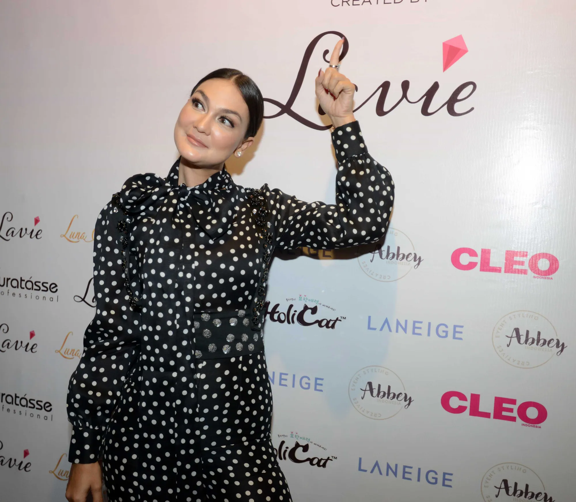 Berawal dari kebiasaan sehari-hari, Luna Maya merilis bisnis bulu mata © KapanLagi.com/Muhammad Akrom Sukarya