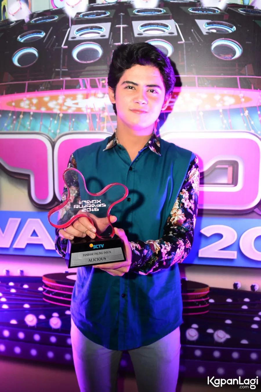 Aliando tak ragu bagikan pengalamannya kepada media © KapanLagi.com/Bayu Herdianto