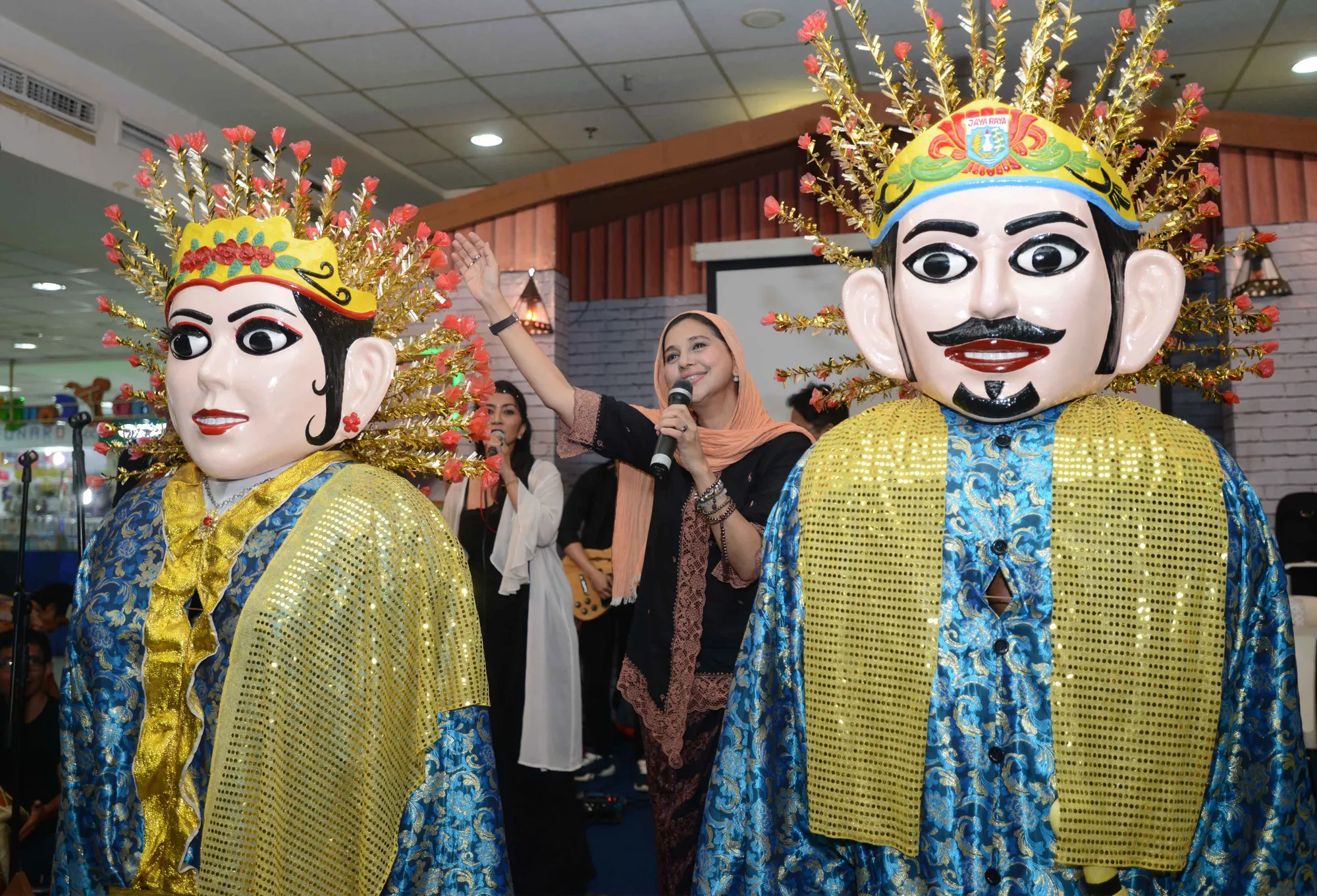 Dipercaya sebagai Duta Etnik, Ayu Azhari semakin menjaga penampilannya © KapanLagi.com/Muhammad Akrom Sukarya