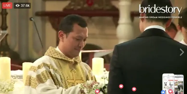 Romo Andang berharap Sandra dan Harvey bisa jadi contoh buat pasangan lain © Bridestory.com