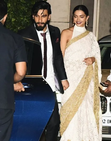 Bayaran Ranveer Singh yang masuk jajaran aktor termahal di India pun dikalahkan Deepika ©bollywoodlife