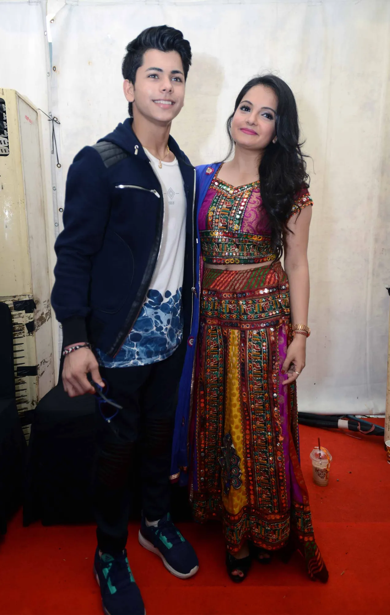 Siddharth Nigam dan Giaa Manek senang bisa datang ke Indonesia © KapanLagi.com/Muhammad Akrom Sukarya